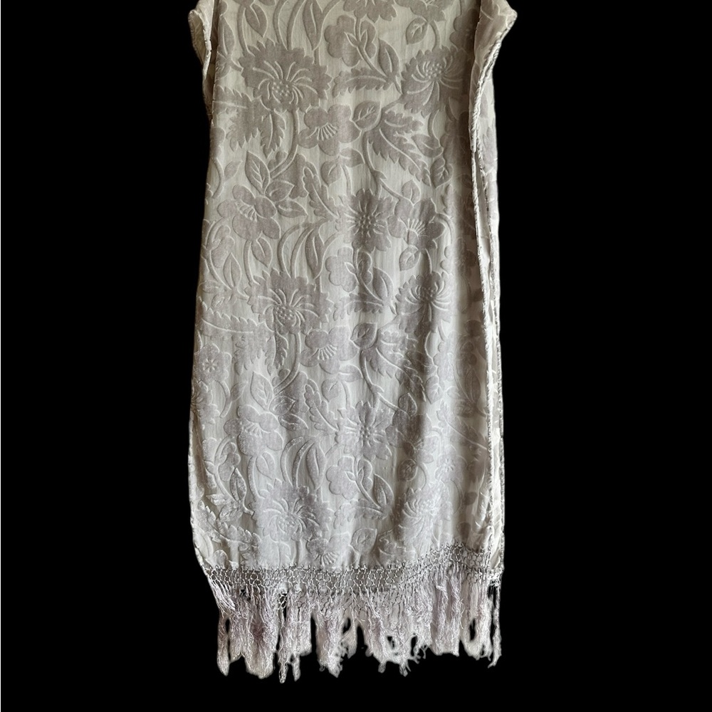 Silver/Gray Brocade Shawl